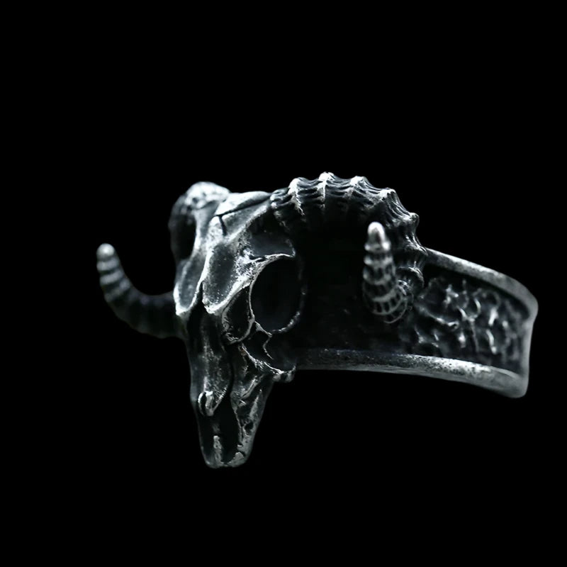 Gothic Ram Skull Ring – Stainless Steel Occult Elegance