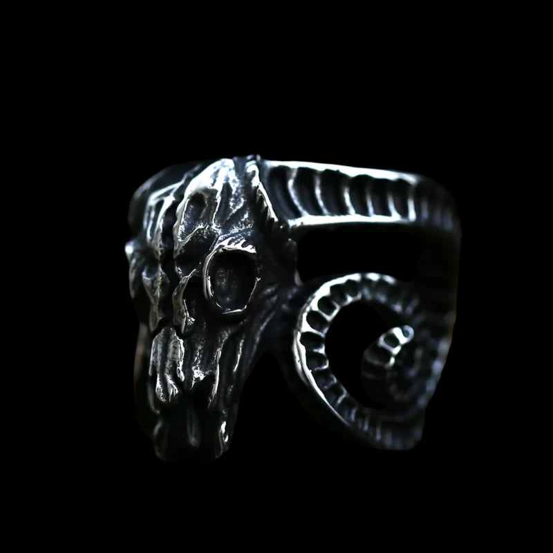 Gothic Ram Skull Ring – Stainless Steel Occult Elegance