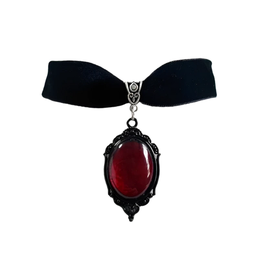 Crimson Eclipse Velvet Choker – Gothic Witchcraft Necklace